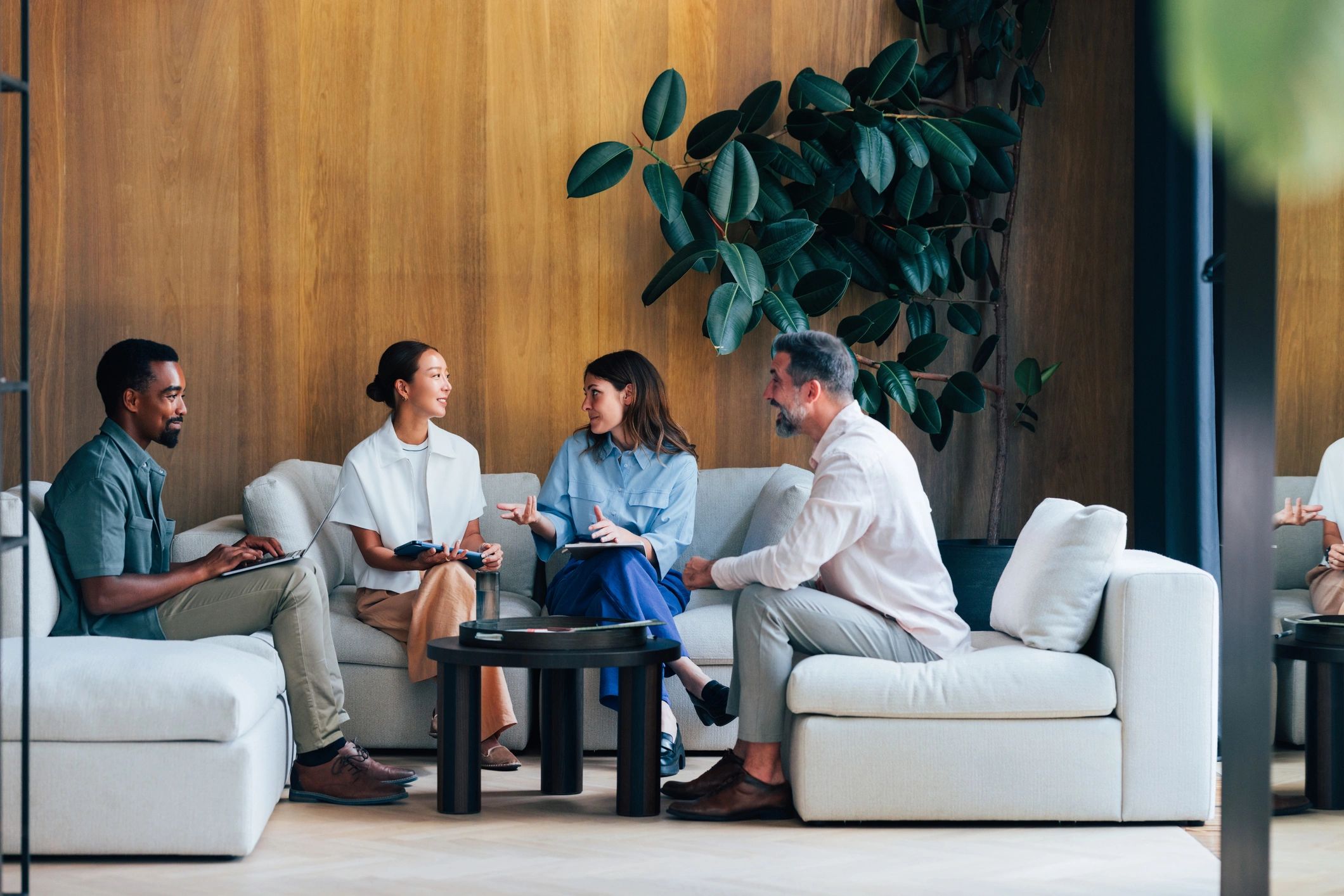 دعم تشغيلي للمؤسسات